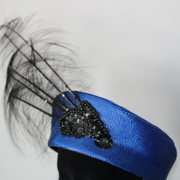 Vintage 1960s sculptured blue pillbox feather hat main image 5